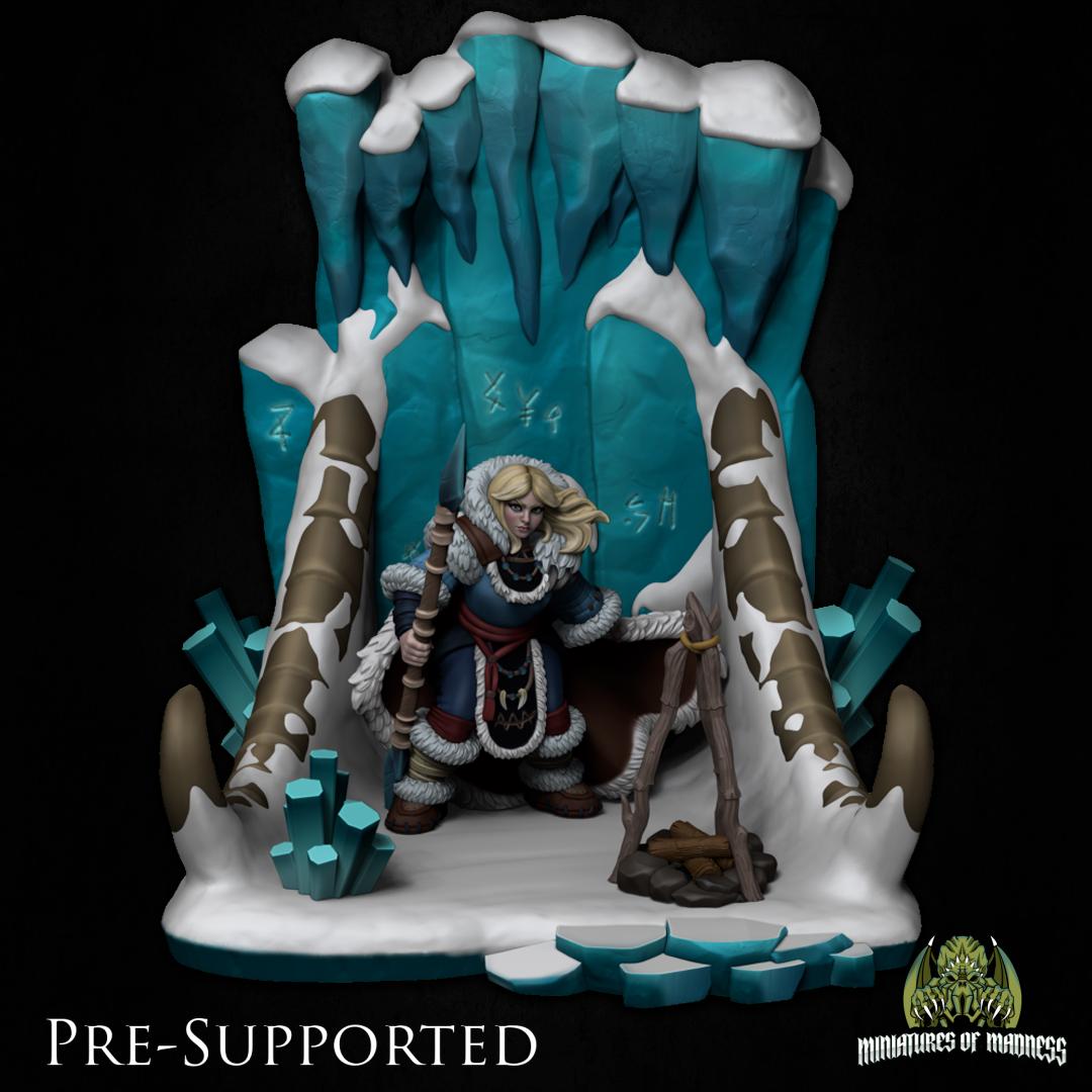 Diana Frostpike Miniature - Miniatures of Madness - 28mm / 32mm / 36mm / Bust / Diorama