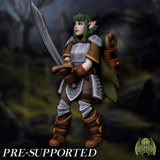 Elfie the Adventurer Miniature - Miniatures of Madness - 28mm / 32mm / 36mm / Bust / Diorama