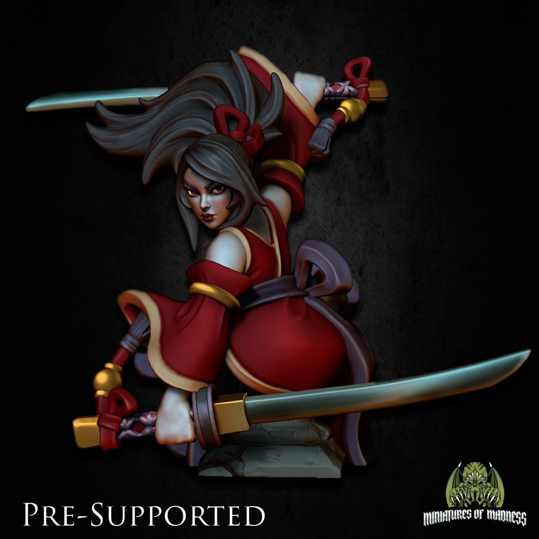 Kimiko the Kunoichi Miniature - Miniatures of Madness - 28mm / 32mm / 36mm / Bust / Diorama