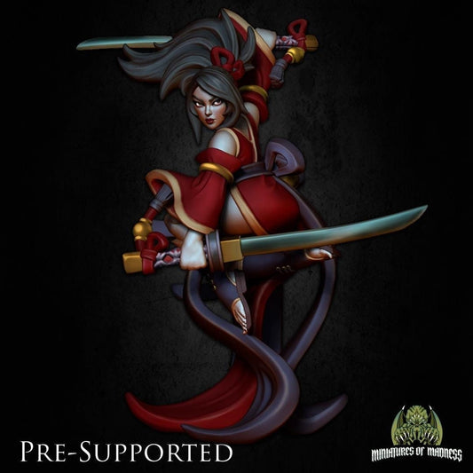 Kimiko the Kunoichi Miniature - Miniatures of Madness - 28mm / 32mm / 36mm / Bust / Diorama