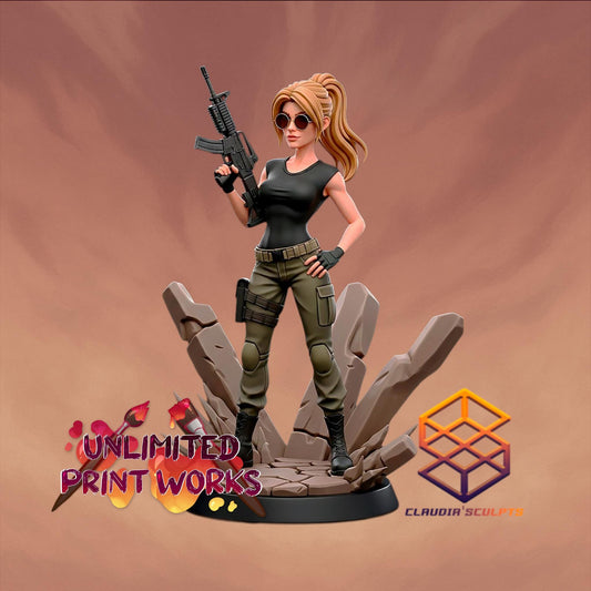 Shira Kormer Miniature - Claudia's Gallery - 28mm / 32mm / 36mm / 75mm - Resin Printed Figure for D&D and TTRPGs